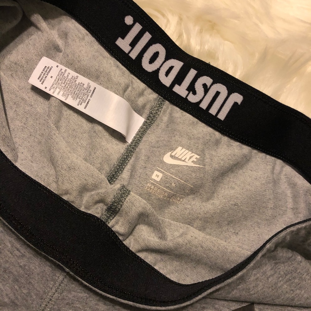 Nike leggings